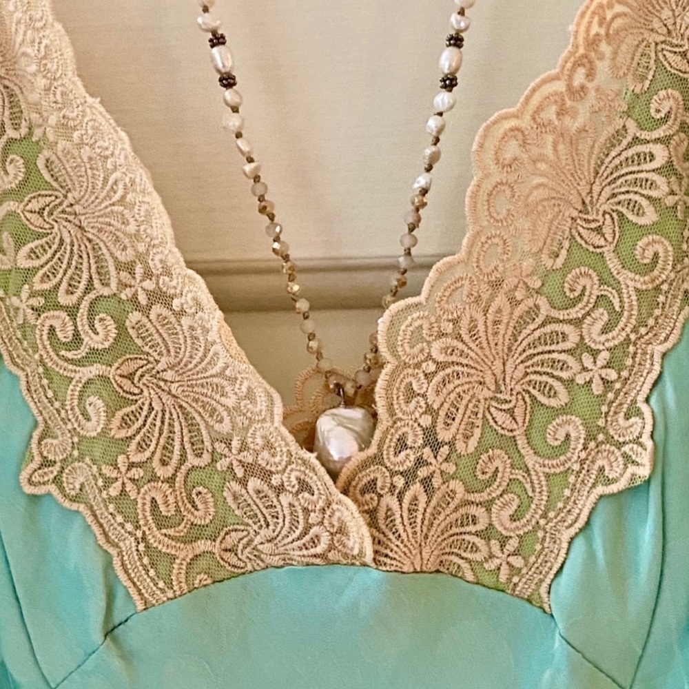 ๐บ๐HP๐๐บ NWT Spell & The Gypsy Ocean Lace Slip Dress - Picture 12 of 16